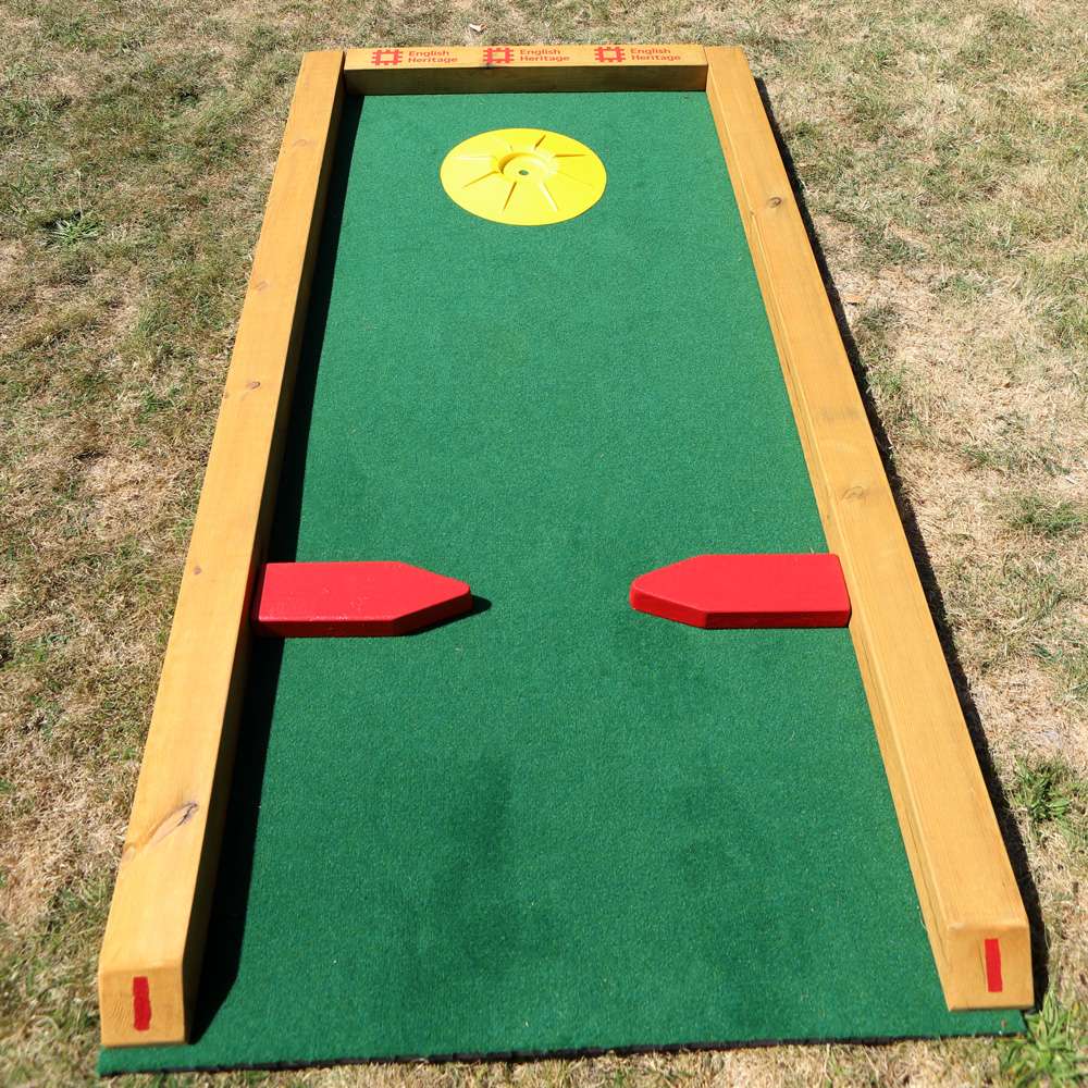 Signature Pro – 9-Hole Semi-Permanent Mini Golf Course