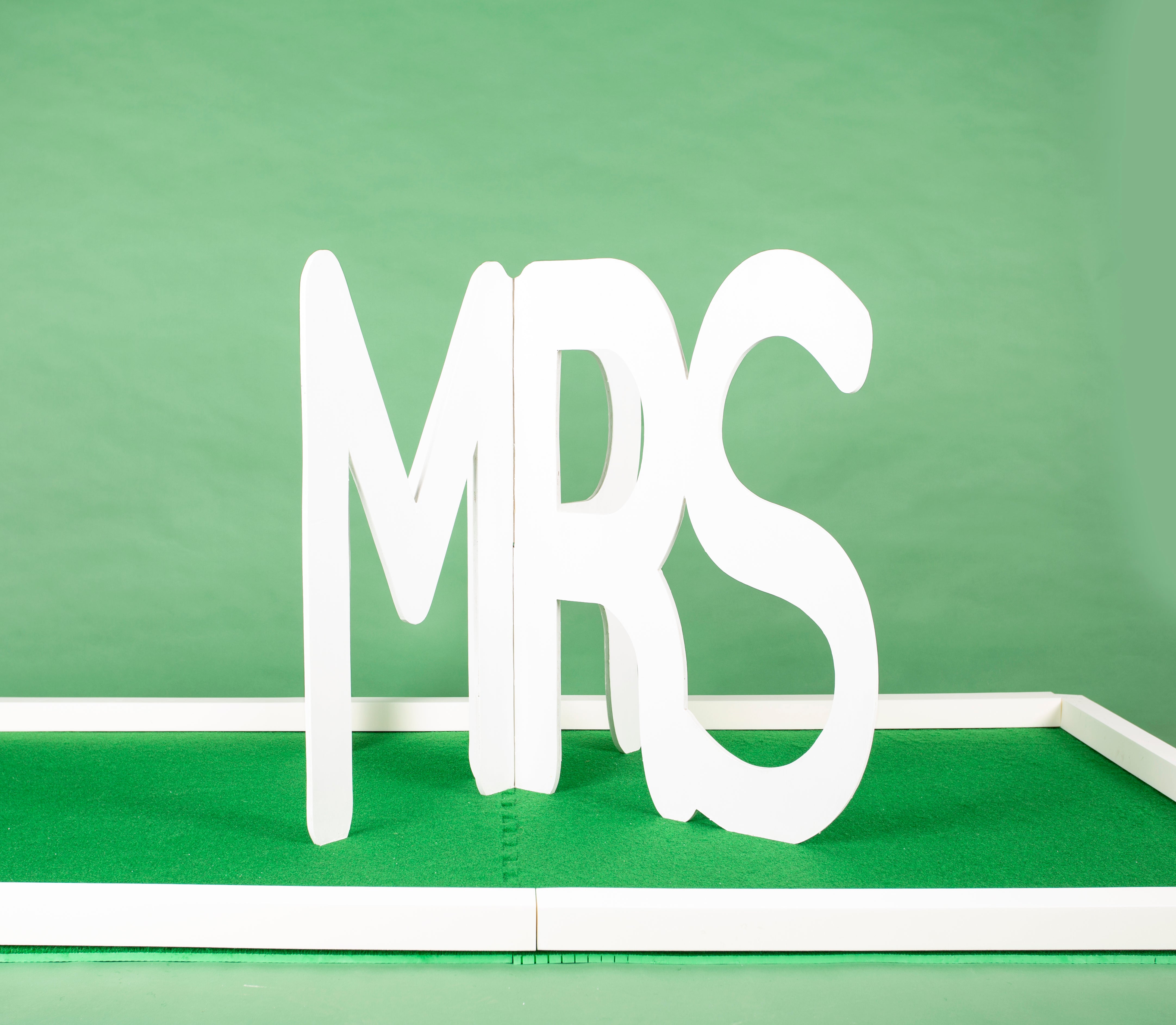 Mr & Mrs Wedding Obstacle