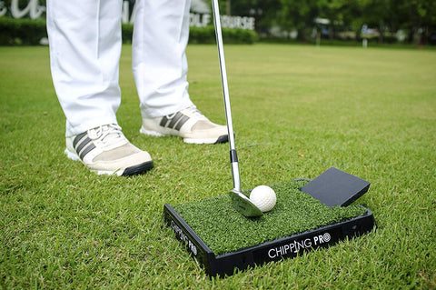 Chipping pro mat training aid golf